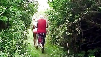Blasen outdoor, Im freien, Im freien abspritzen, Alt und jung draussen, Young out door fuck tube